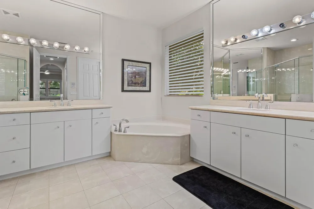 7831 Via Grande Boynton Beach, FL 33437