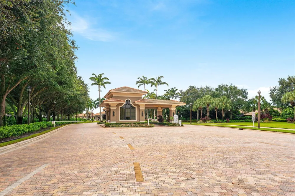 7831 Via Grande Boynton Beach, FL 33437