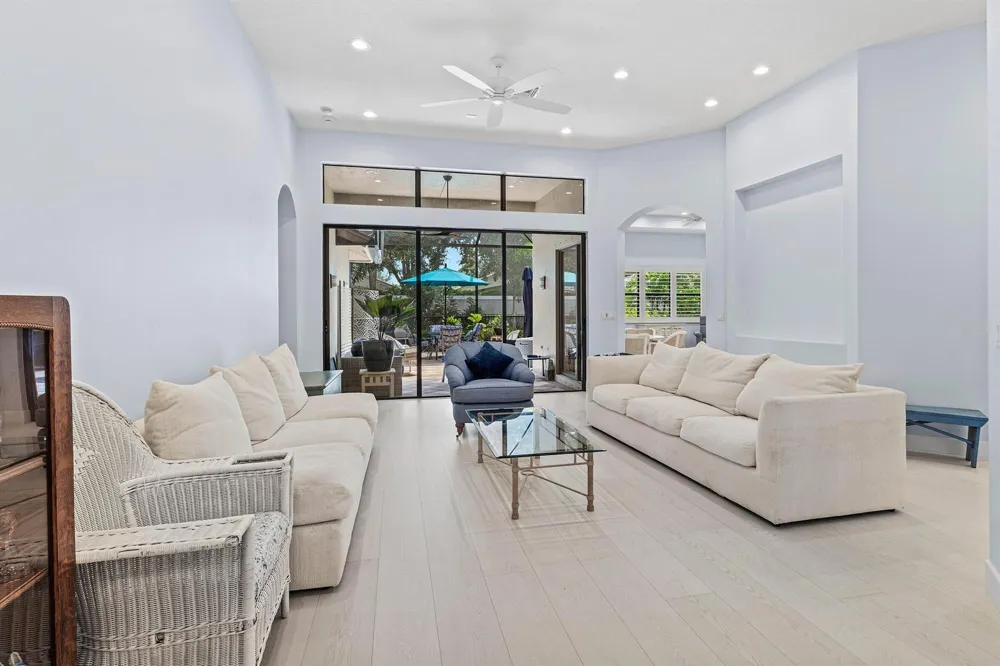 7831 Via Grande Boynton Beach, FL 33437