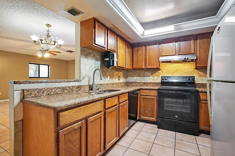 2780 NORFOLK PINE COURT Lake Worth, FL 33462