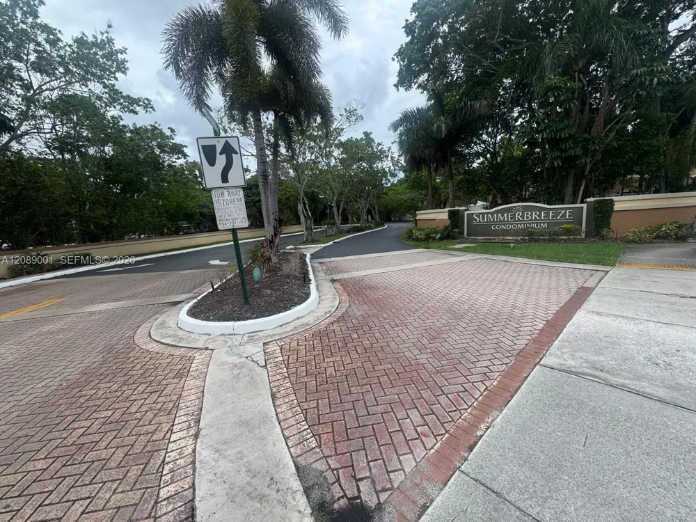 9999 Summerbreeze Dr #212 Sunrise, FL 33322