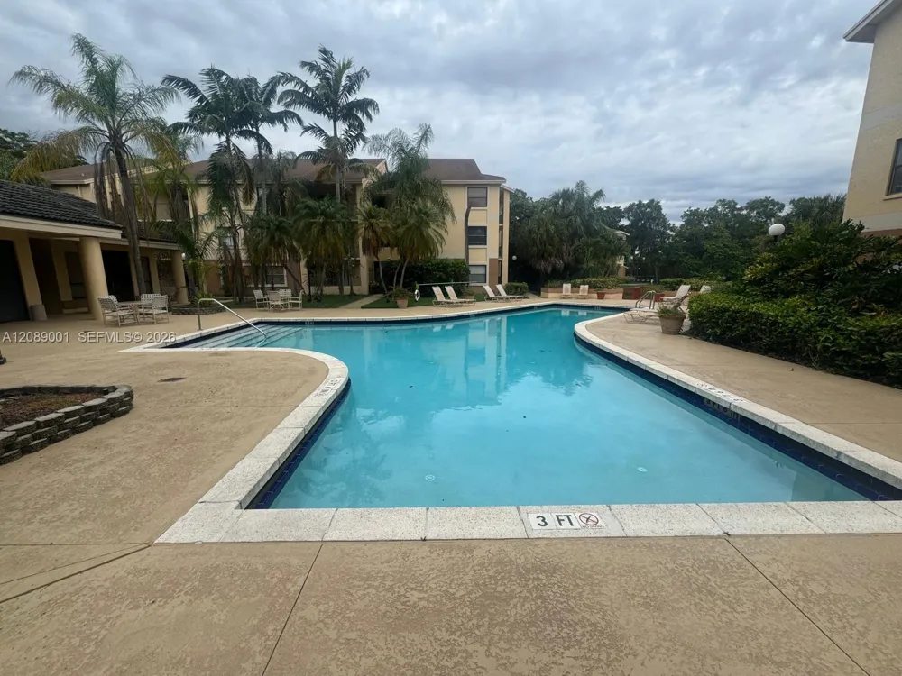9999 Summerbreeze Dr #212 Sunrise, FL 33322