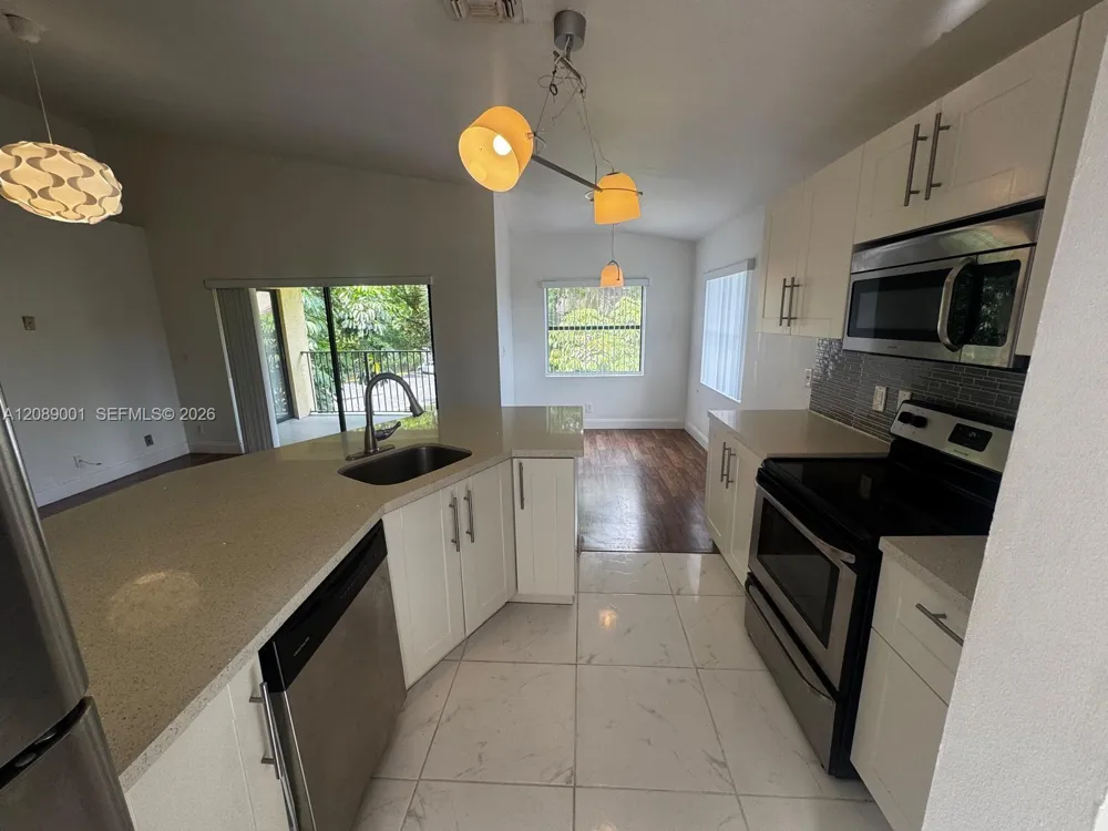 9999 Summerbreeze Dr #212 Sunrise, FL 33322