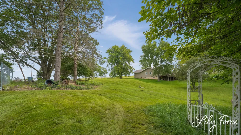 4714 4 Mile Road NW Grand Rapids, MI 49544