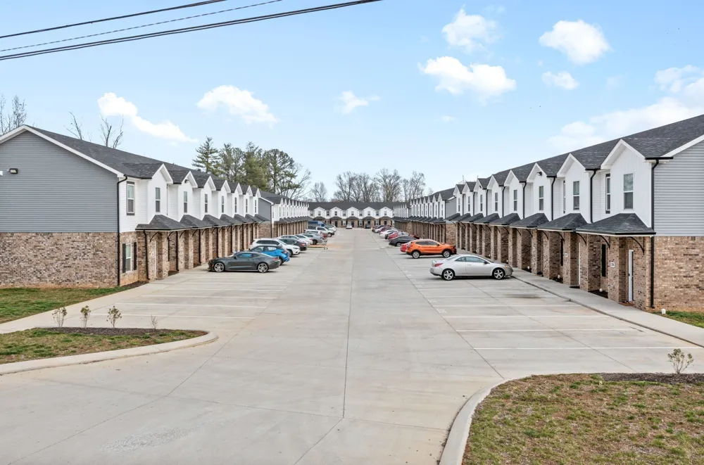 1625 Golf Club Ln #404 Clarksville, TN 37043