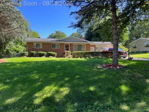 1490 Autumn Drive
