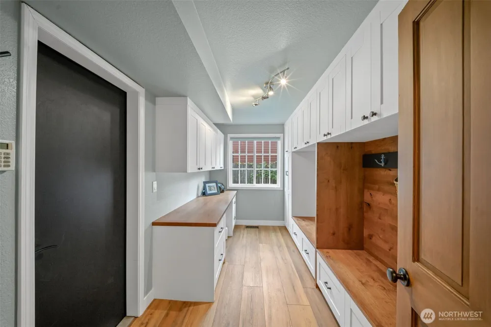 7939 Lorna Drive SE Olympia, WA 98503