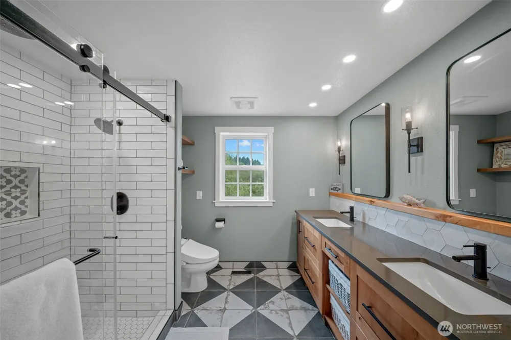 7939 Lorna Drive SE Olympia, WA 98503