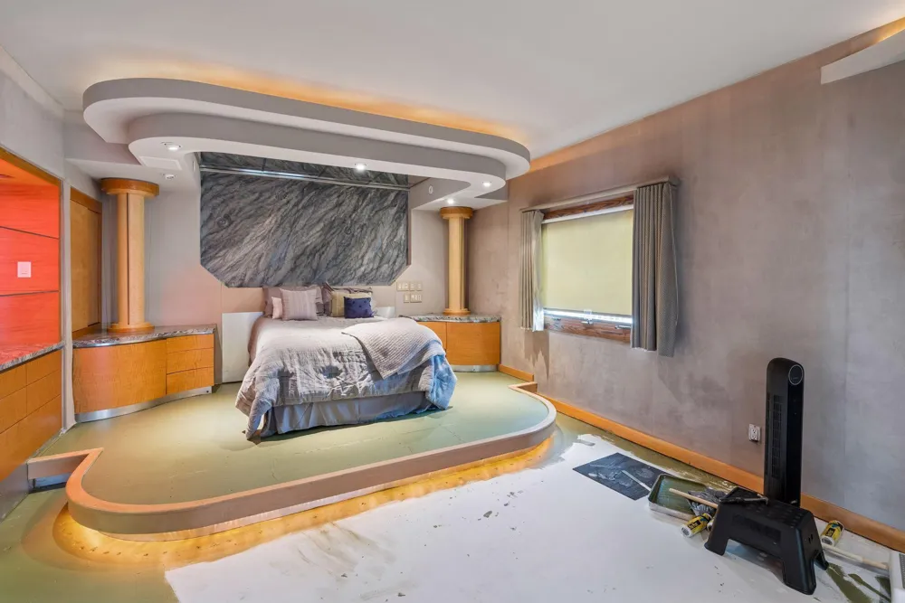 1225 Lasalle Avenue #2307 Minneapolis, MN 55403