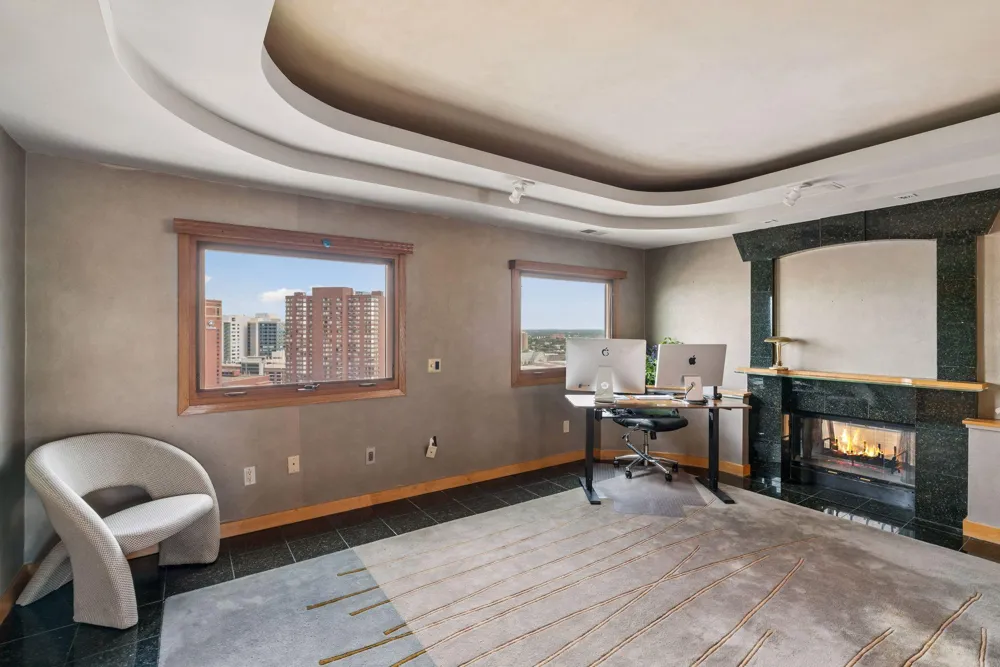 1225 Lasalle Avenue #2307 Minneapolis, MN 55403