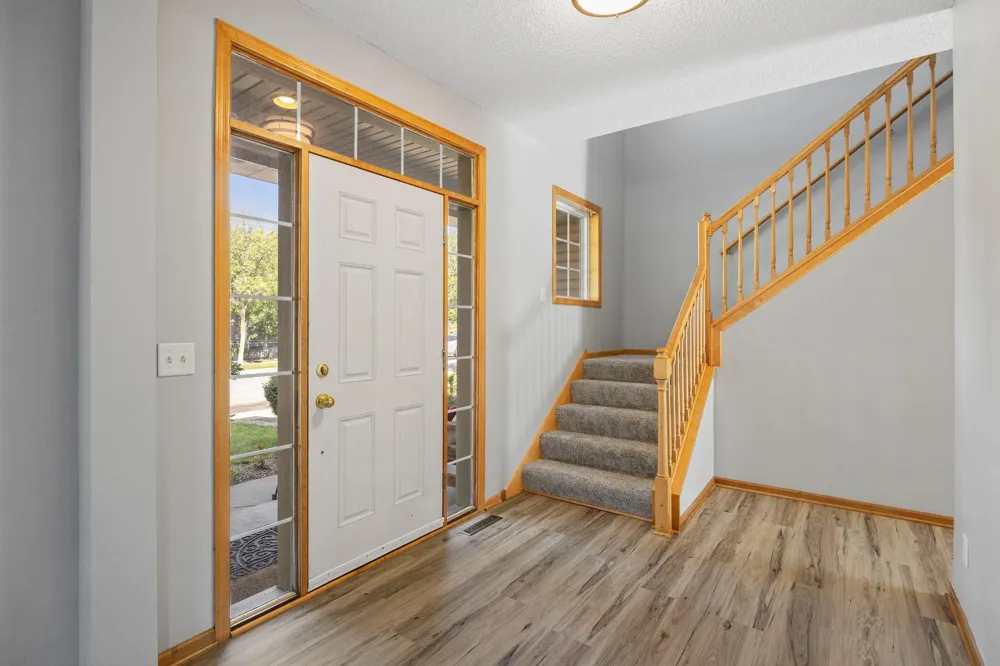 1893 Clover Meadow Drive Chaska, MN 55318