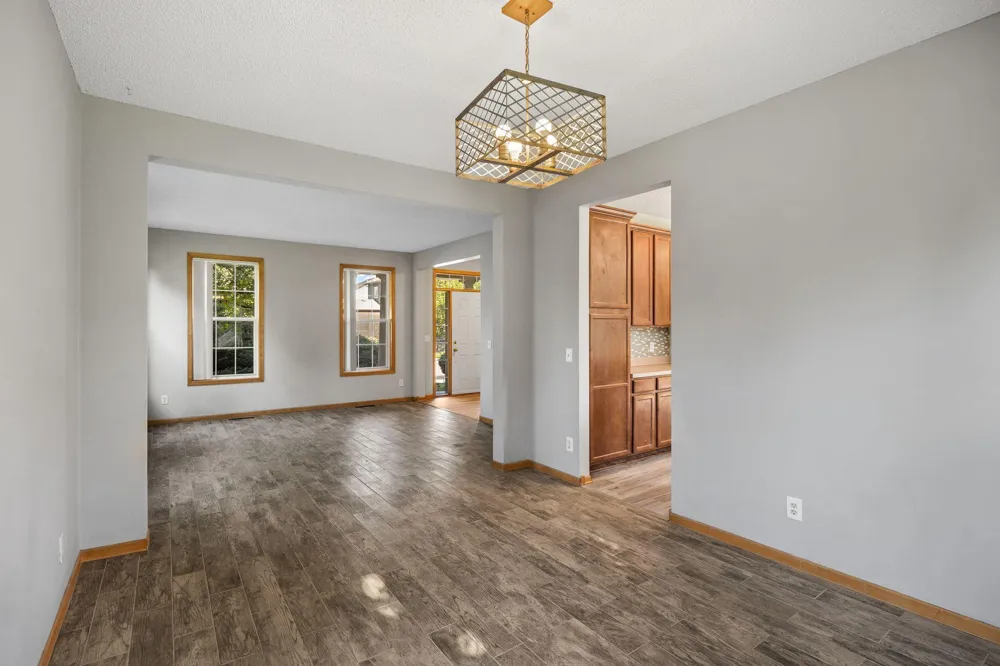 1893 Clover Meadow Drive Chaska, MN 55318