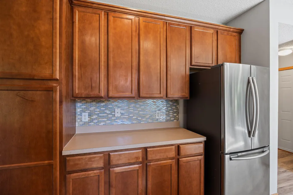 1893 Clover Meadow Drive Chaska, MN 55318