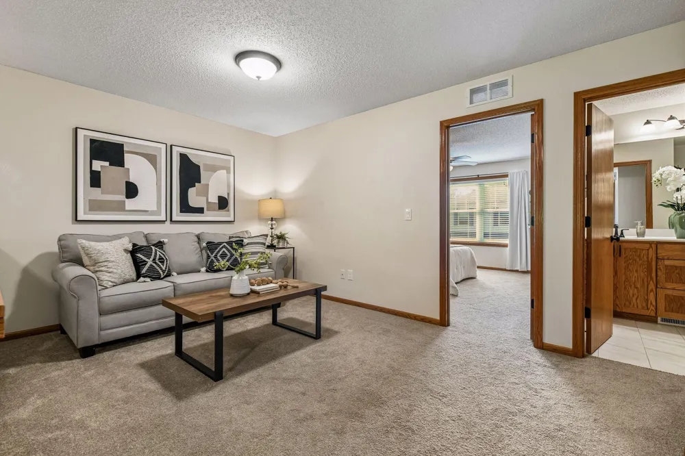 7808 Madelyn Creek Drive Victoria, MN 55386