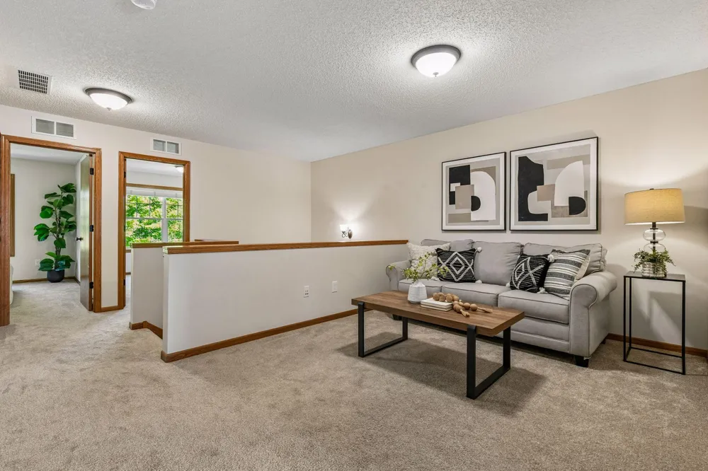 7808 Madelyn Creek Drive Victoria, MN 55386