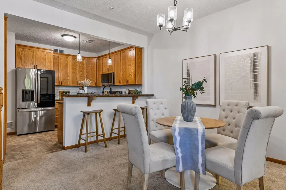 7808 Madelyn Creek Drive Victoria, MN 55386
