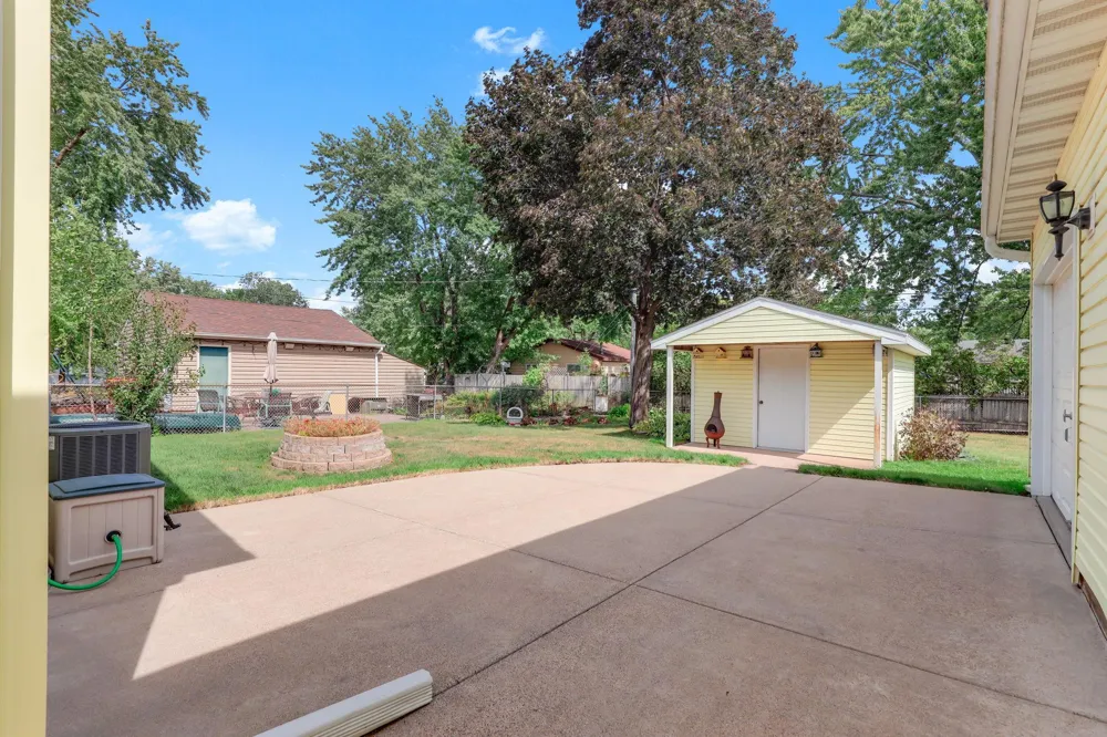 6920 Claude Avenue Inver Grove Heights, MN 55076