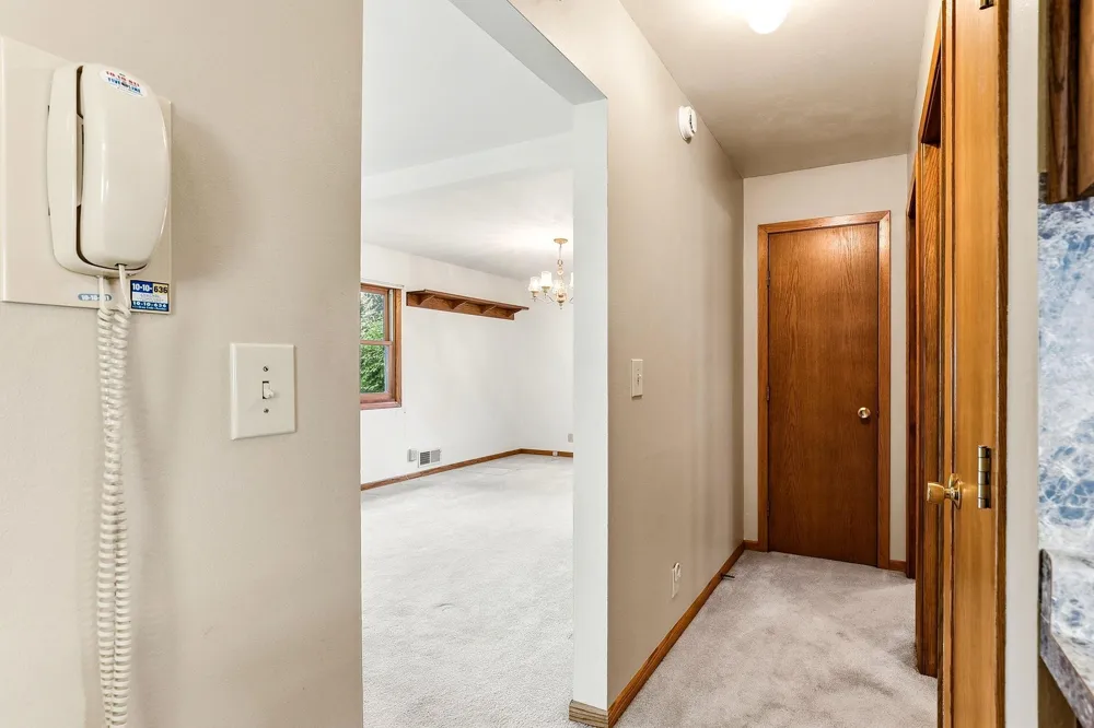 6920 Claude Avenue Inver Grove Heights, MN 55076