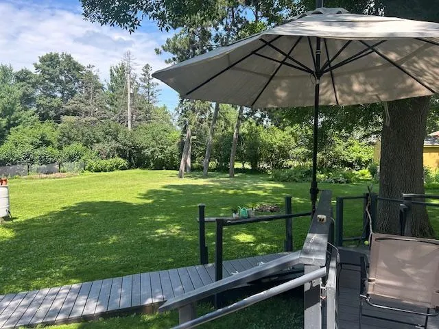 887 Cheri Lane Mendota Heights, MN 55120