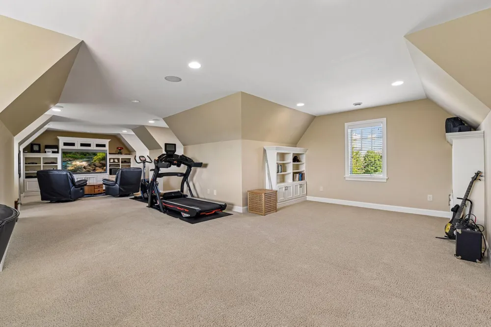 3649 Lerive Way Chaska, MN 55318