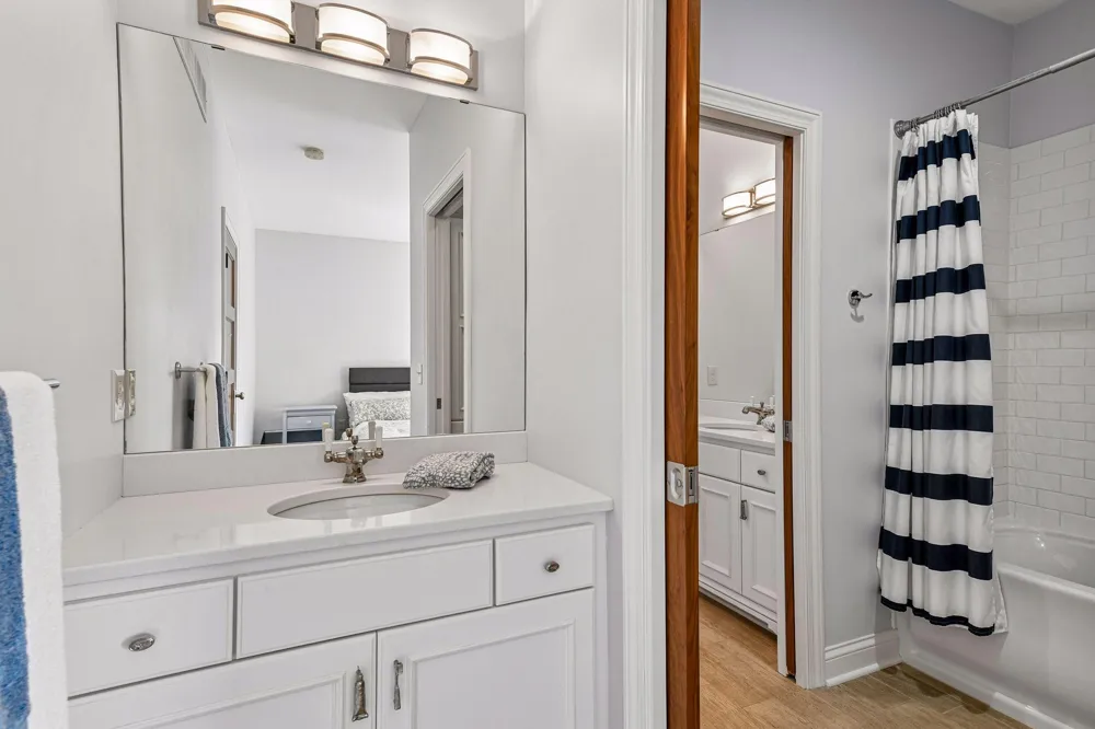3649 Lerive Way Chaska, MN 55318