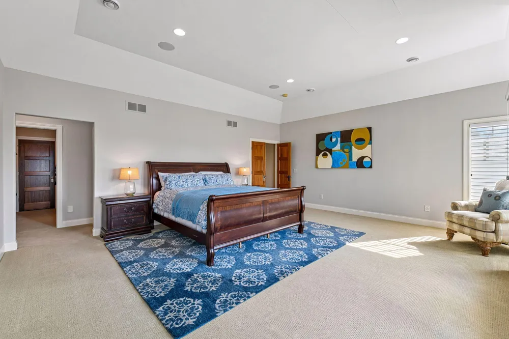 3649 Lerive Way Chaska, MN 55318