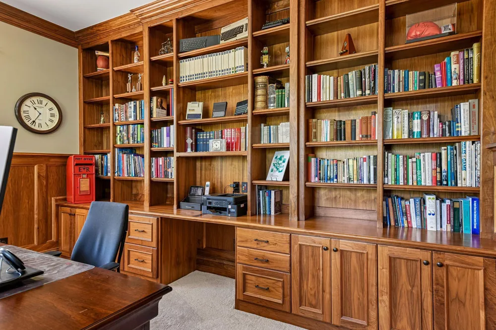 3649 Lerive Way Chaska, MN 55318