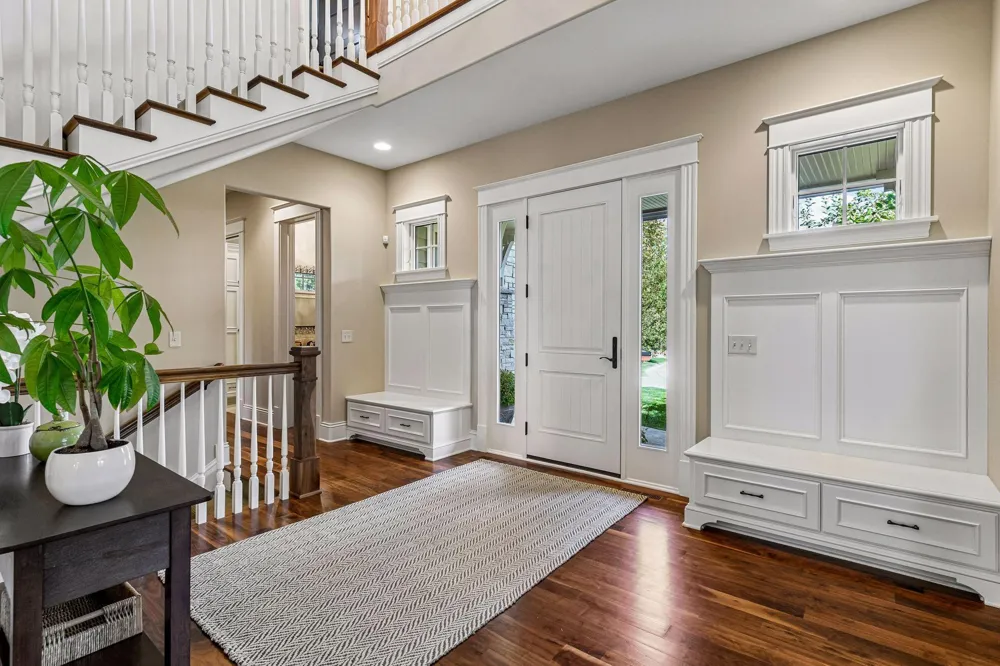 3649 Lerive Way Chaska, MN 55318