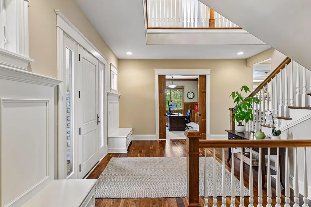 3649 Lerive Way Chaska, MN 55318