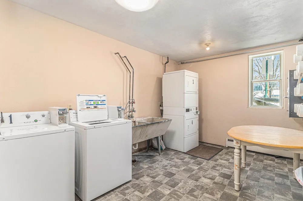 1900 Vincent Avenue Minneapolis, MN 55411