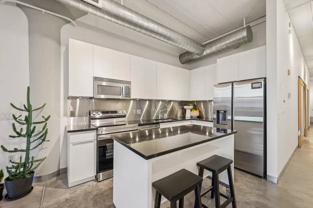 2929 Chicago Avenue #1105 Minneapolis, MN 55407