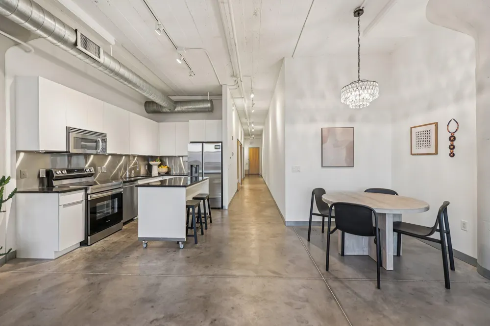 2929 Chicago Avenue #1105 Minneapolis, MN 55407