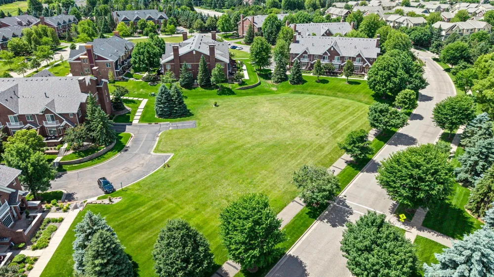 10814 Falling Water Lane #A Woodbury, MN 55129