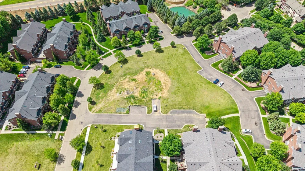 10814 Falling Water Lane #A Woodbury, MN 55129