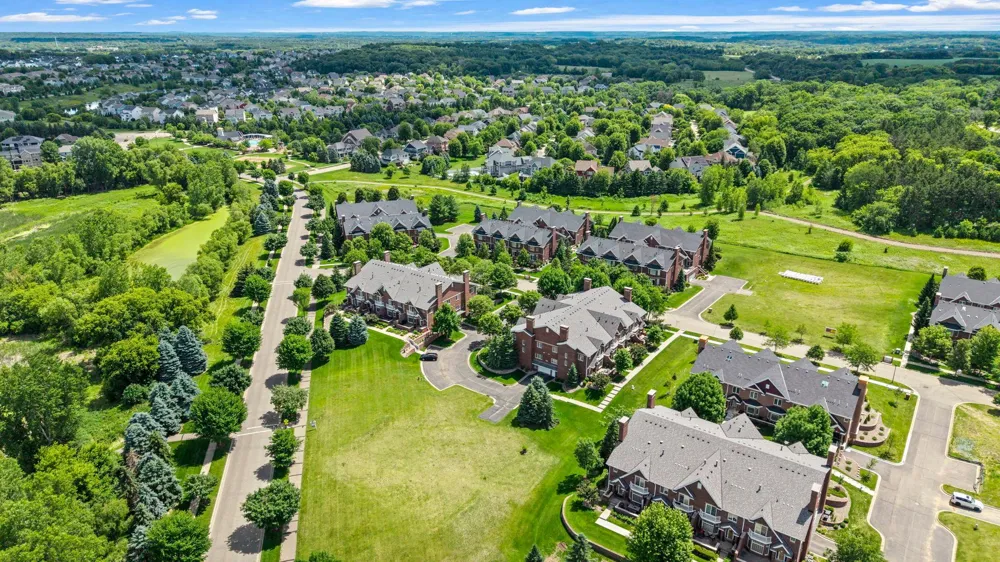 10814 Falling Water Lane #A Woodbury, MN 55129