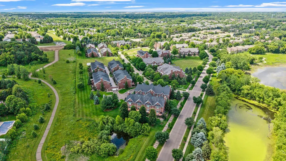 10814 Falling Water Lane #A Woodbury, MN 55129