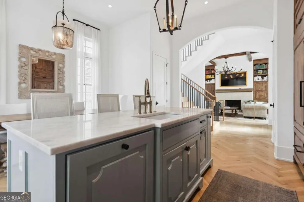 11277 Serenbe LN Chattahoochee Hills, GA 30268