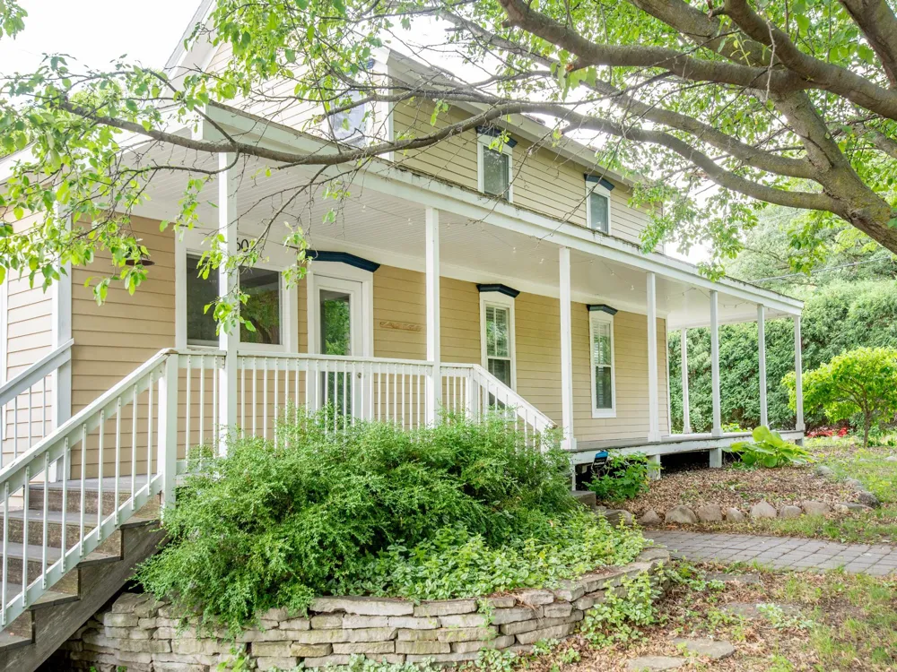 1603 Dodd Road Mendota Heights, MN 55118