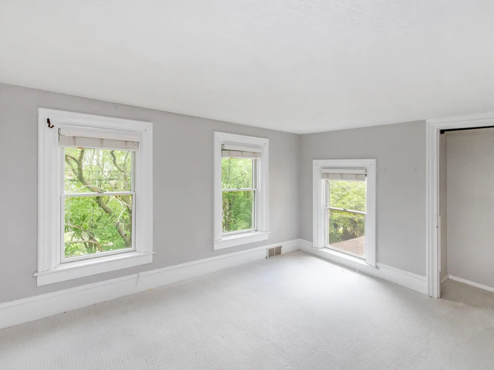 1603 Dodd Road Mendota Heights, MN 55118