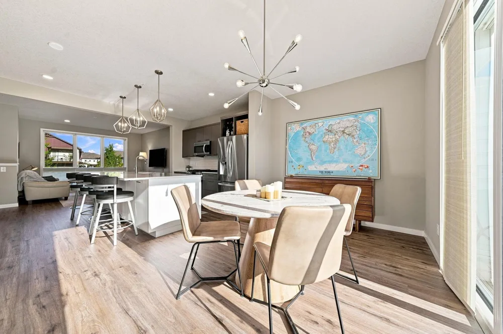 16060 Eagleview Drive Lakeville, MN 55044