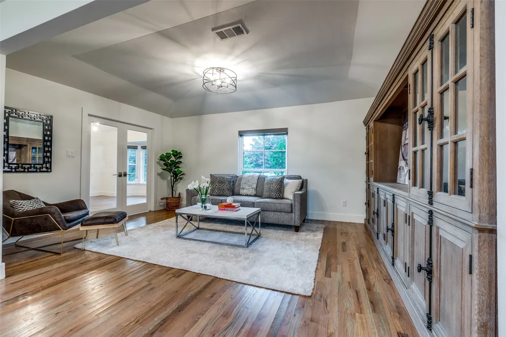 5908 Melshire Drive Dallas, TX 75230