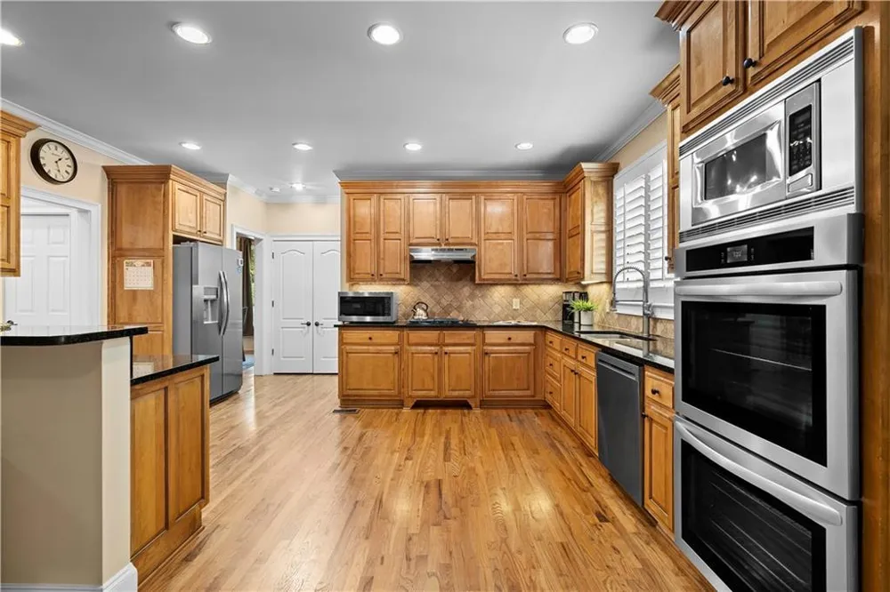 321 River Green Avenue Canton, GA 30114
