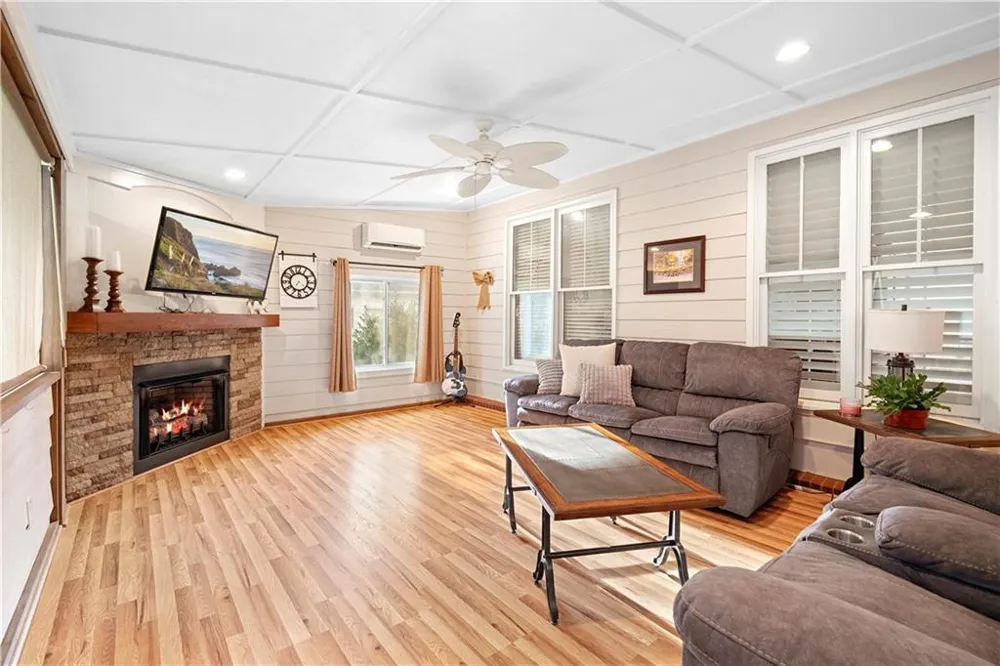 321 River Green Avenue Canton, GA 30114