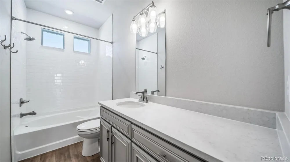 4982 Tempe Street Aurora, CO 80019