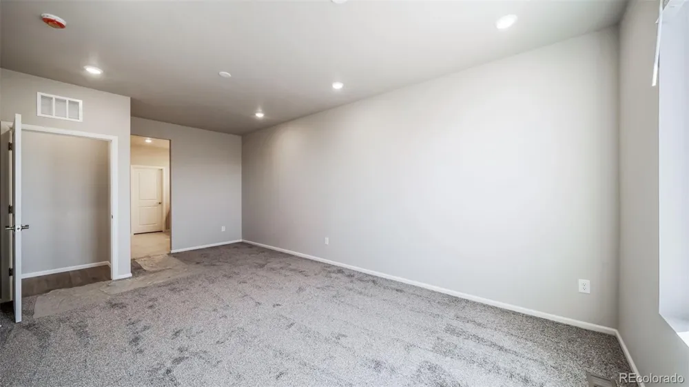 4982 Tempe Street Aurora, CO 80019