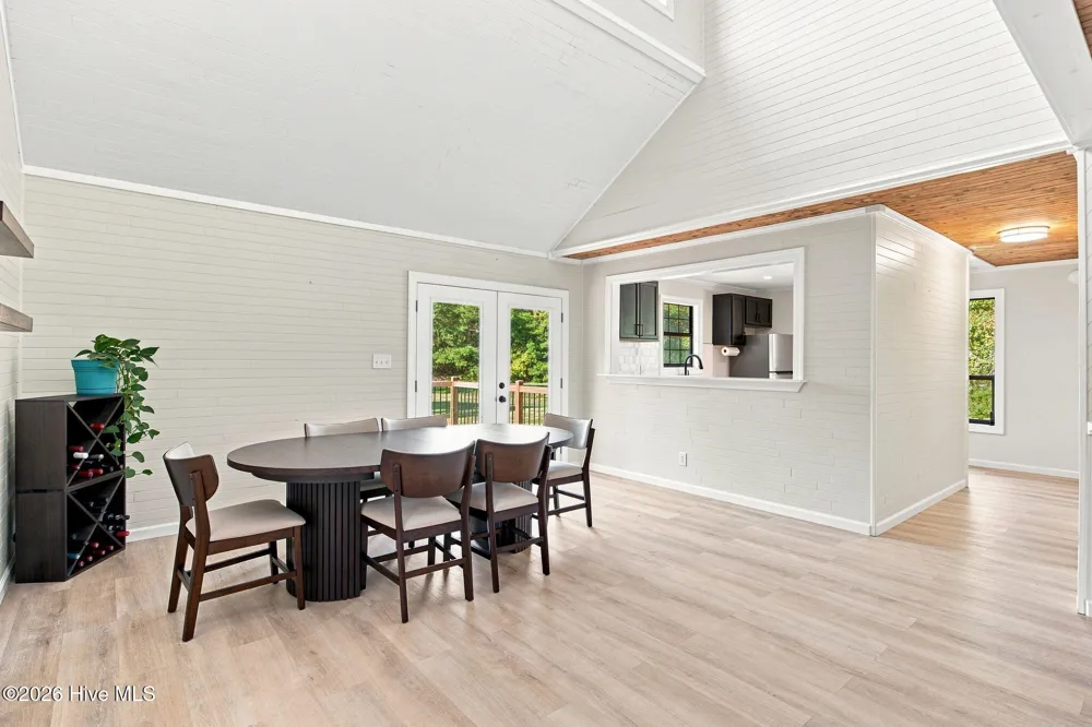 16864 Nc Highway 210 Rocky Point, NC 28457
