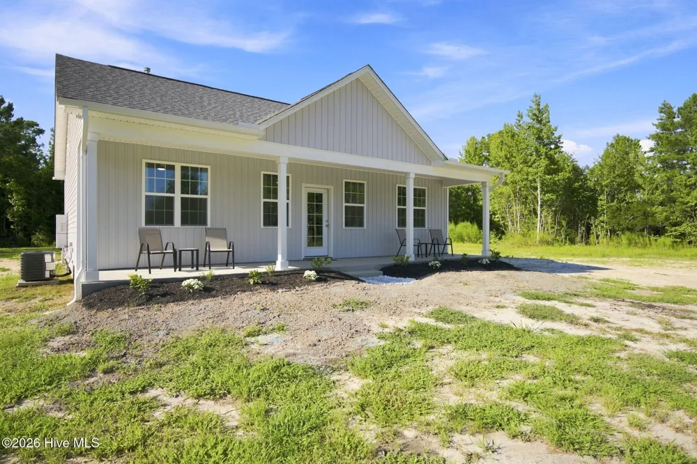 16864 Nc Highway 210 Rocky Point, NC 28457