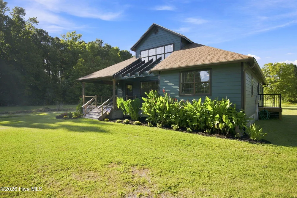 16864 Nc Highway 210 Rocky Point, NC 28457
