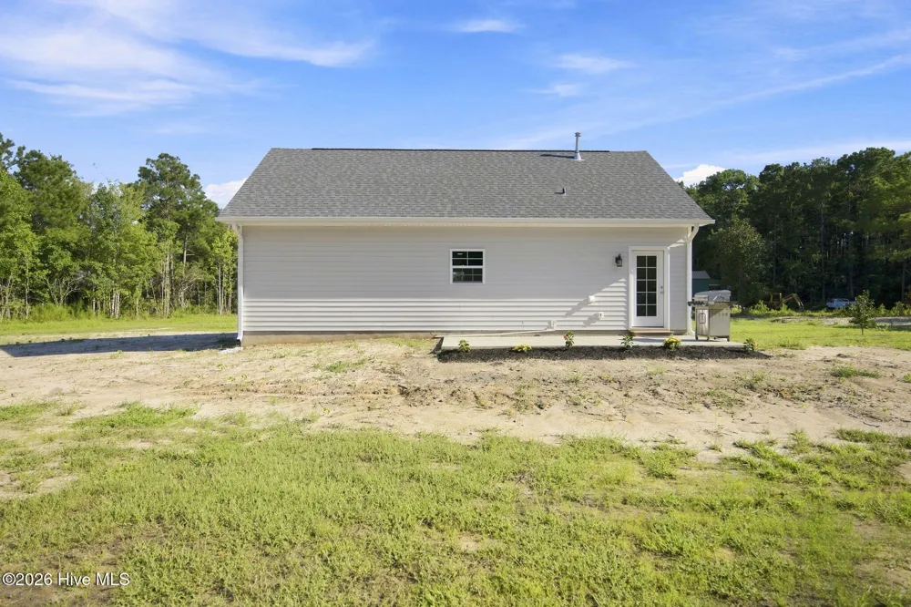 16864 Nc Highway 210 Rocky Point, NC 28457