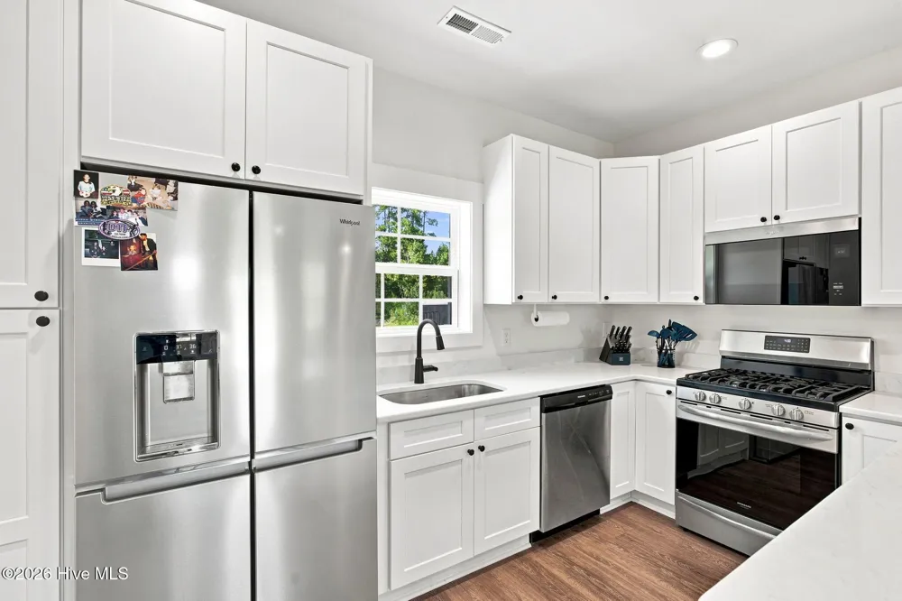16864 Nc Highway 210 Rocky Point, NC 28457